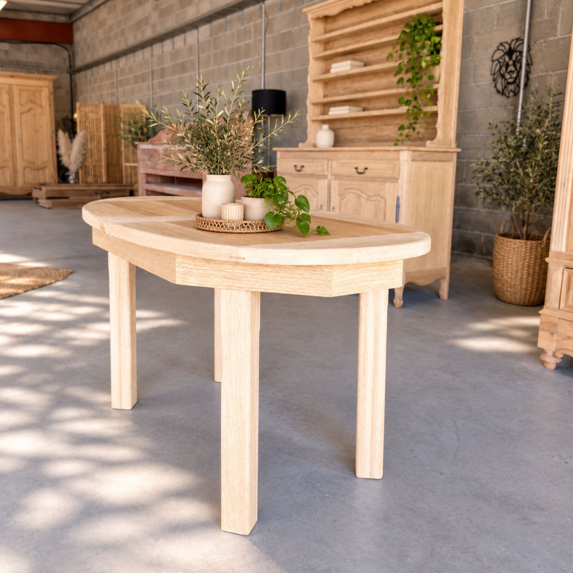 Oval wooden table – 2 extensions – sandblasted & varnished
