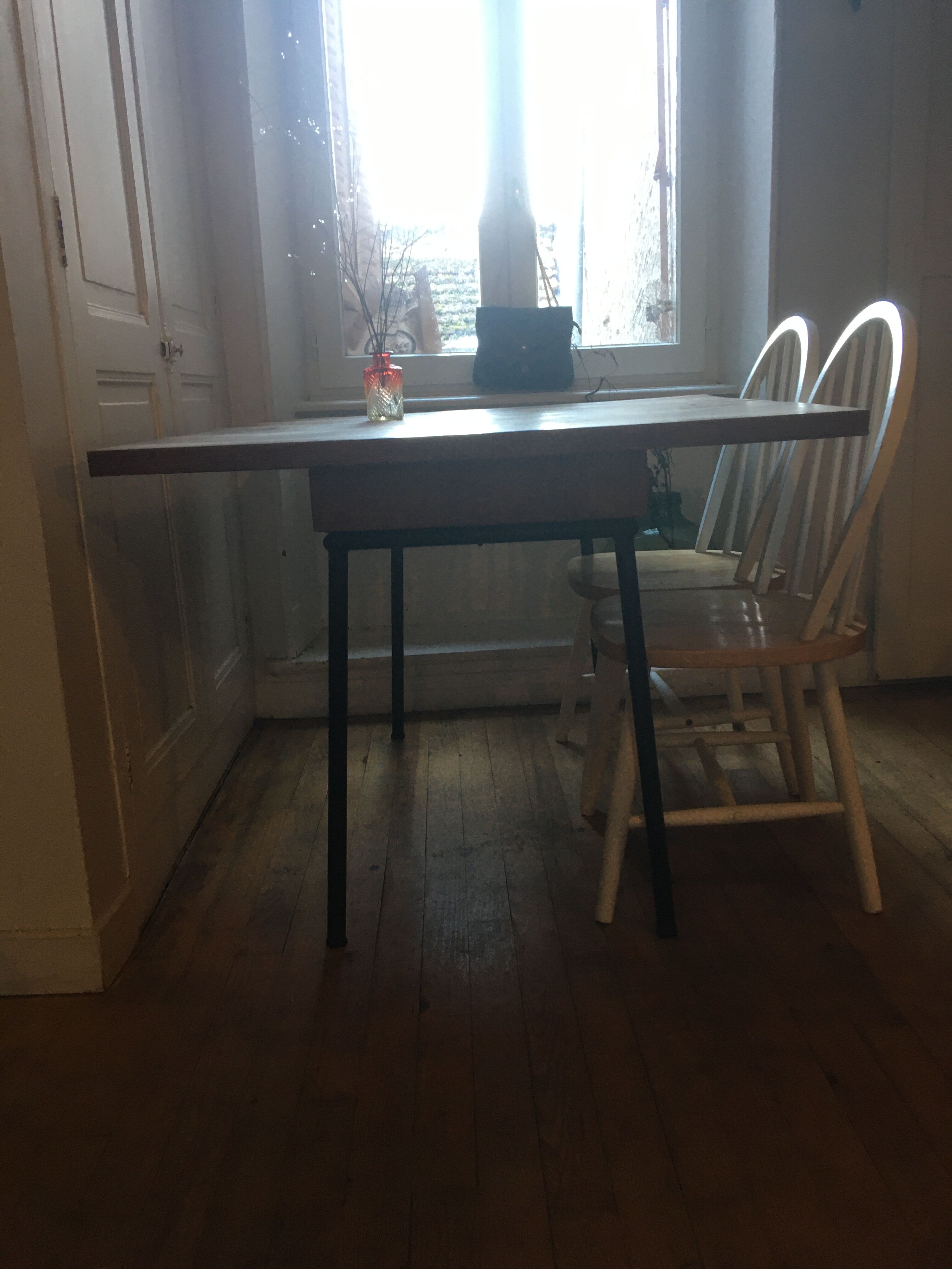 System table from the 1950s