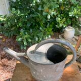 Zinc watering can