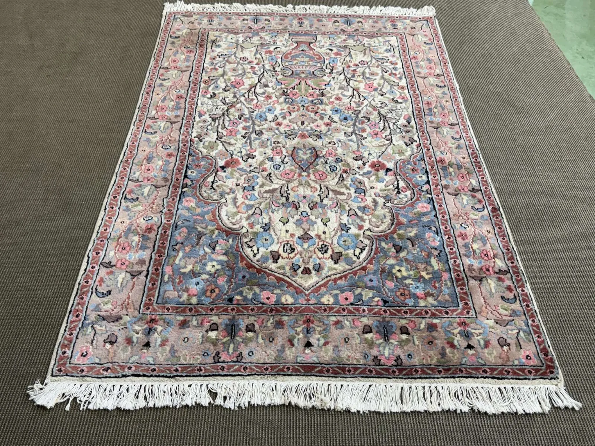 Iranian carpet made of wool and silk, handmade - 1.87m x 1.23m