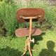Tabouret pivotant en métal et bois