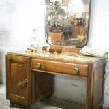 Art deco dressing table