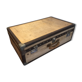 Suitcase wood vellum