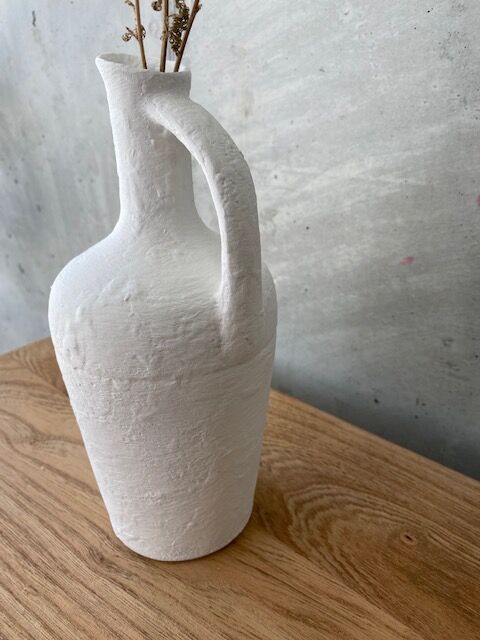 Set of 3 sandstone vases