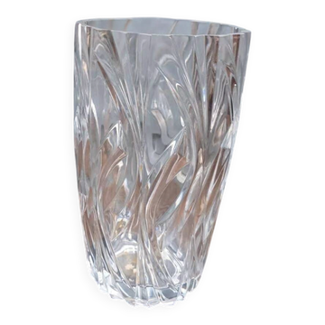 Grand vase vintage en verre moulé transparent