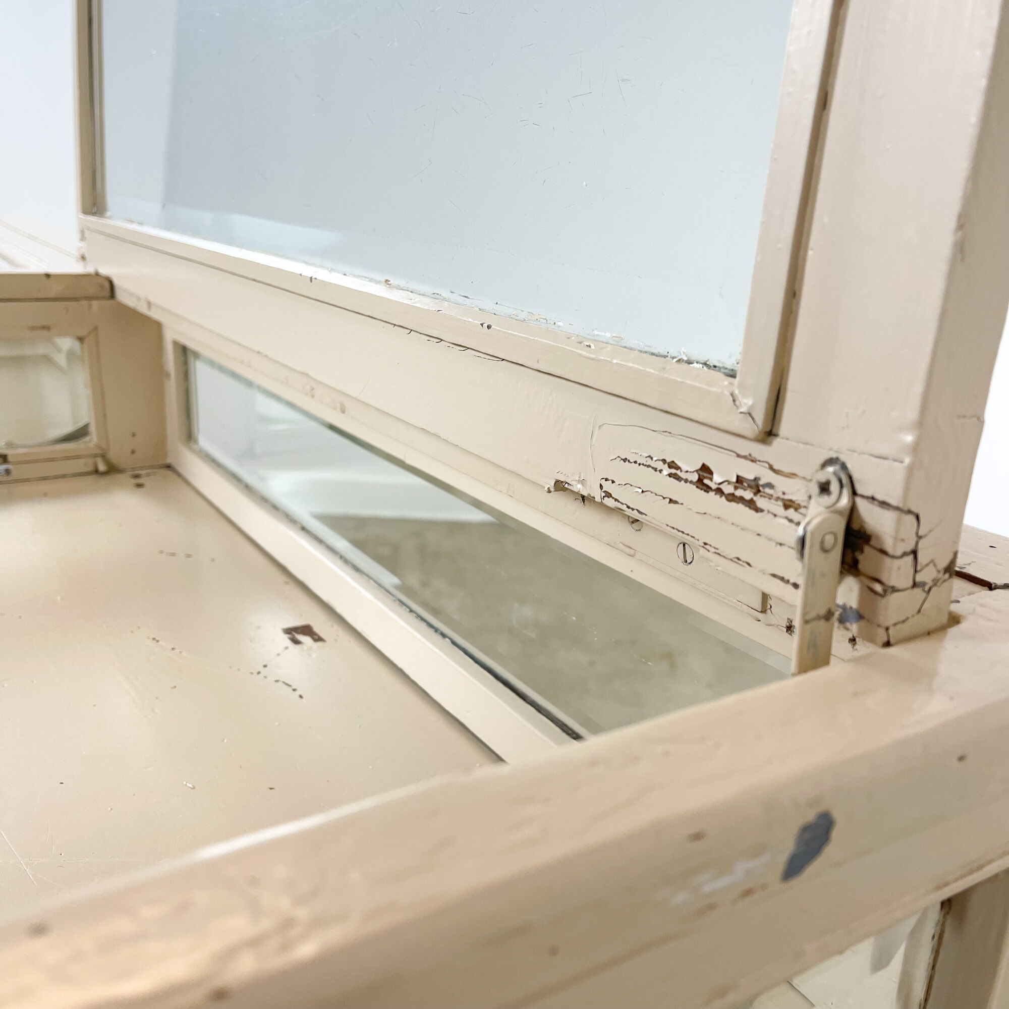 Vintage painted jewellery counter with top display