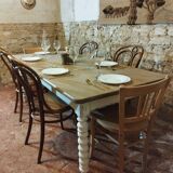 Farm table
