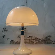 Mid-century Italian opaline white Murano table lamp