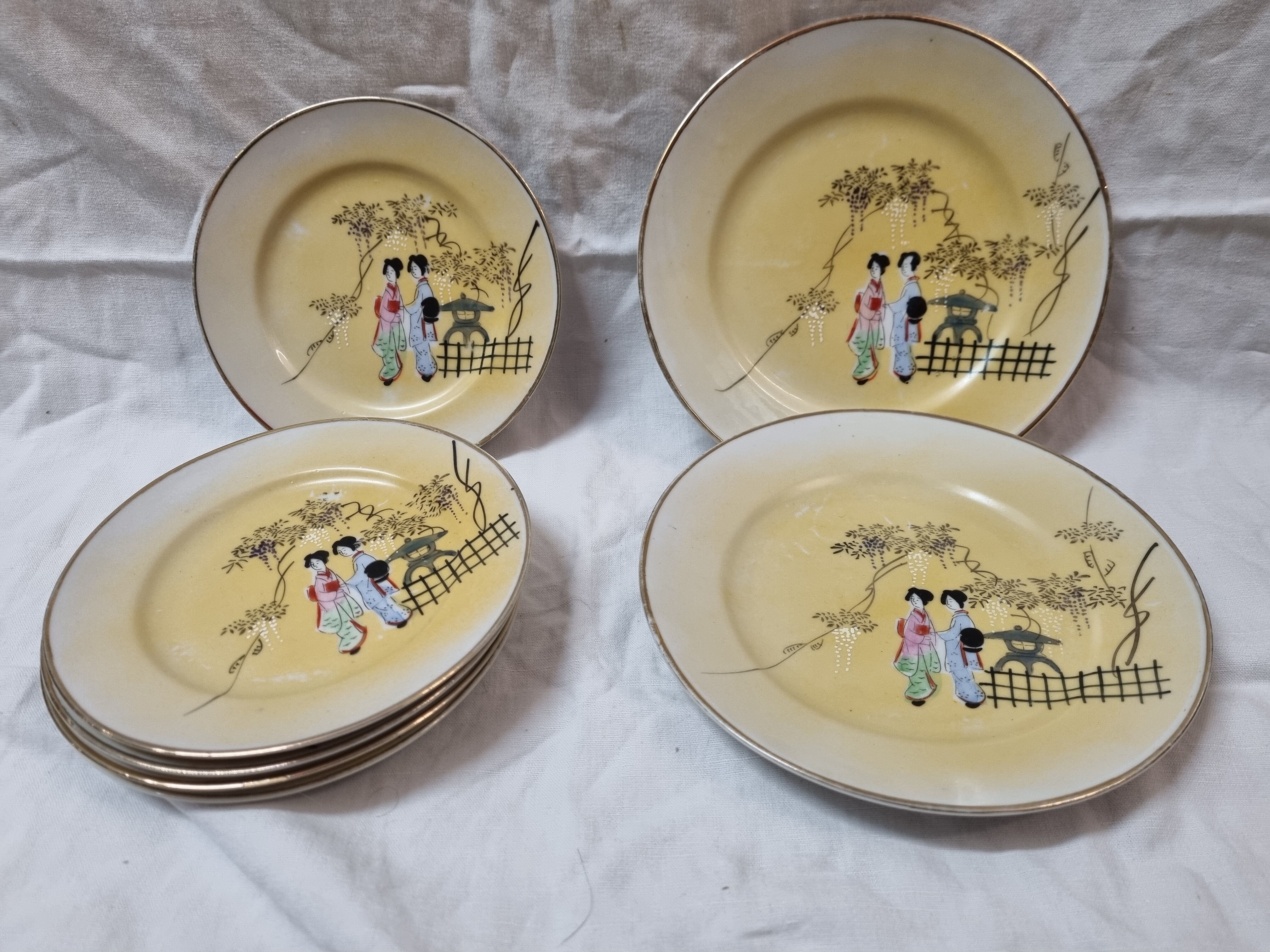 Fine Japanese porcelain for tea
