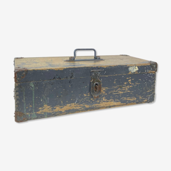 Wooden tool box