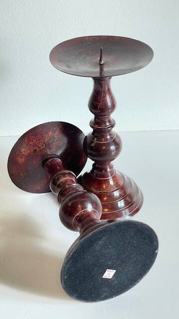 BOUGEOIRS Vintage Patinated Metal Candle Holders