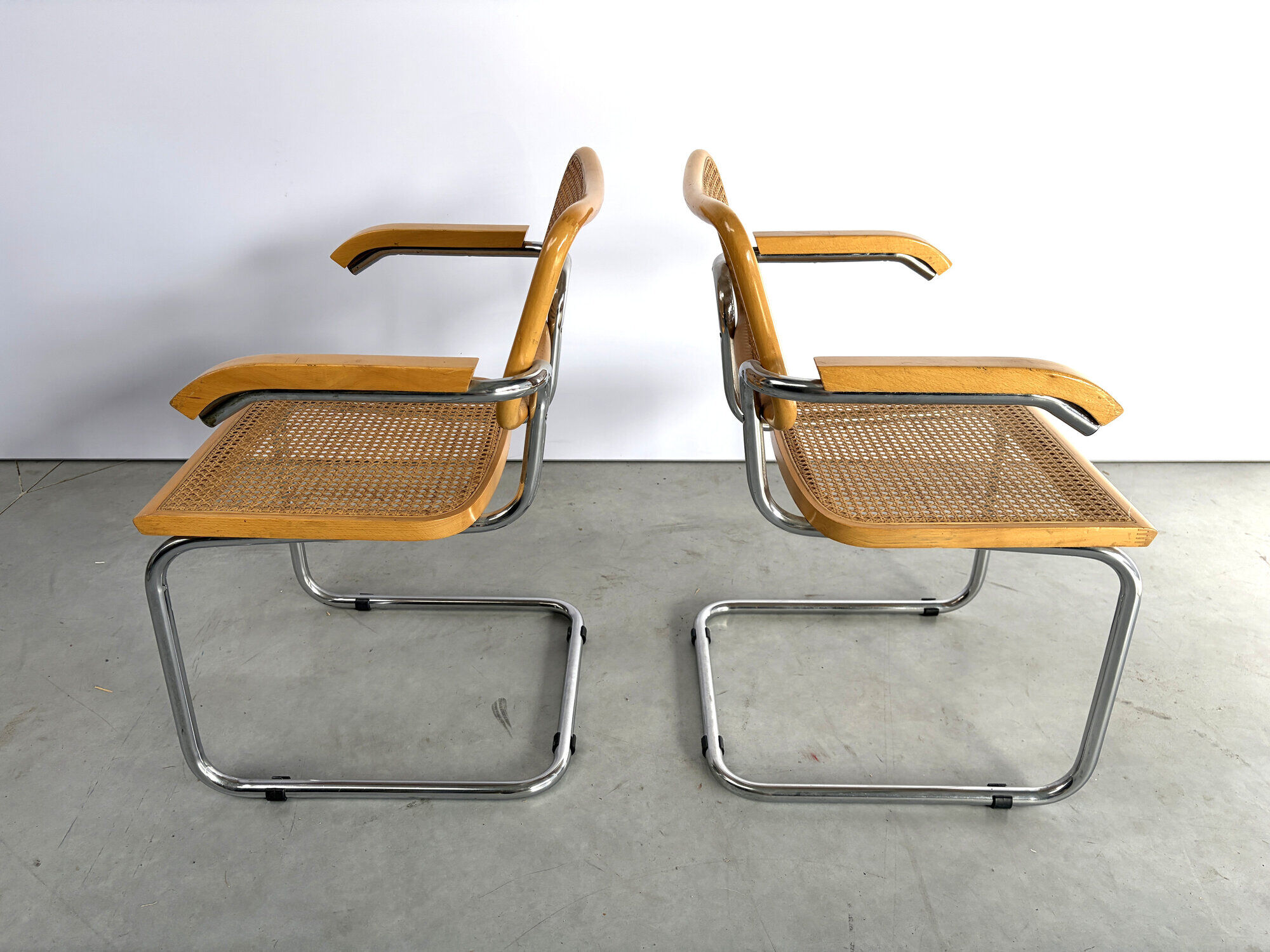 Vintage cantilever chairs attributed to Marcel Breuer 'Cesca' chair - 1970s - set of 2