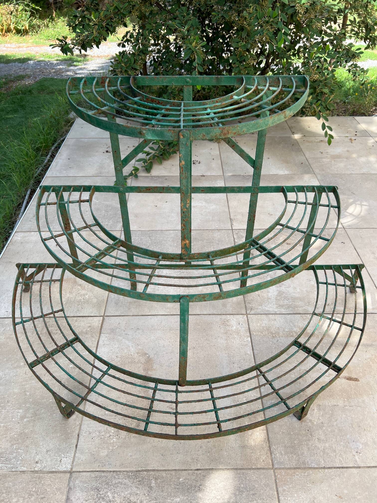 Half-moon plant holder in green wrought iron 1930