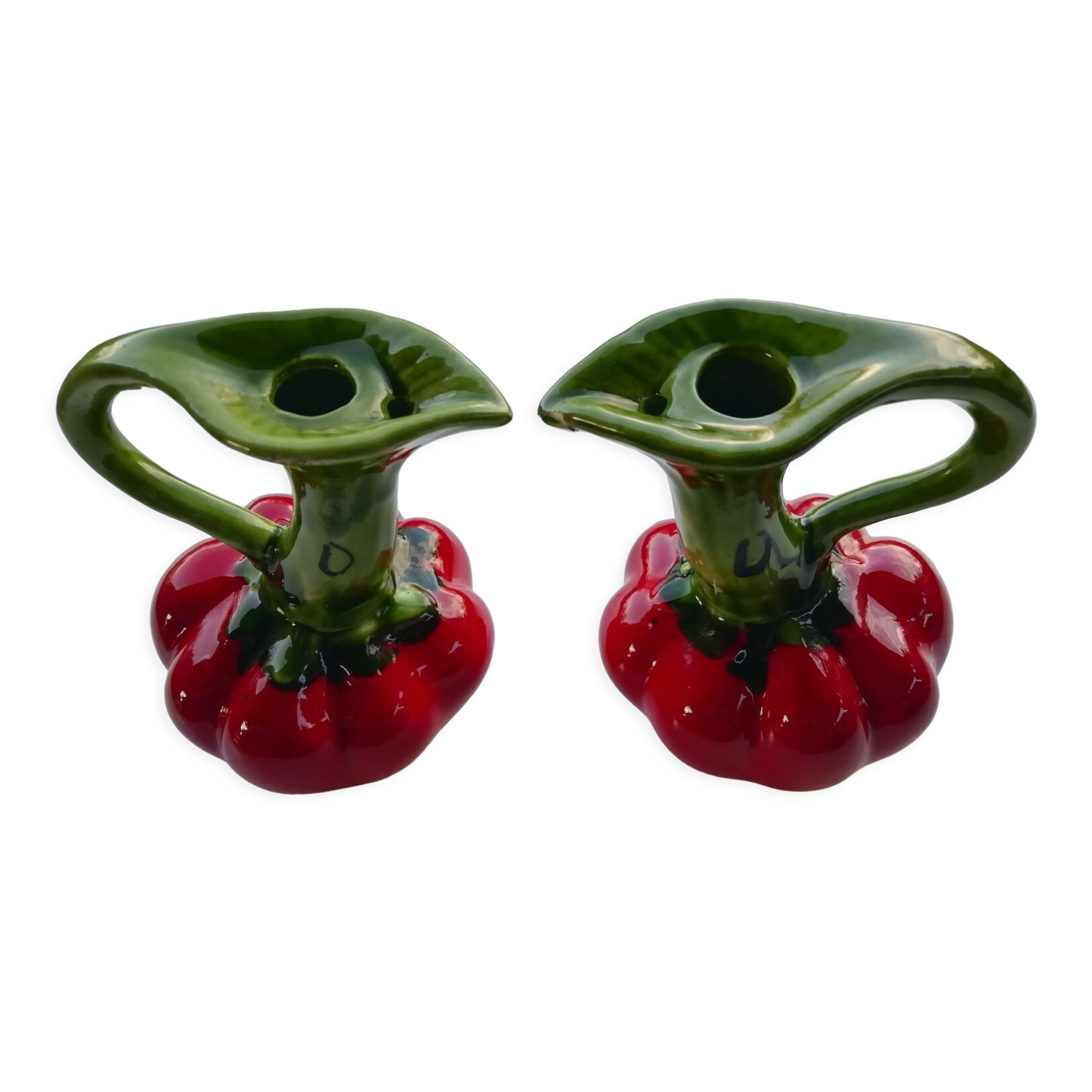 Pair of pitchers slurry tomatoes