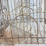 Painted old-bird cage in scrap