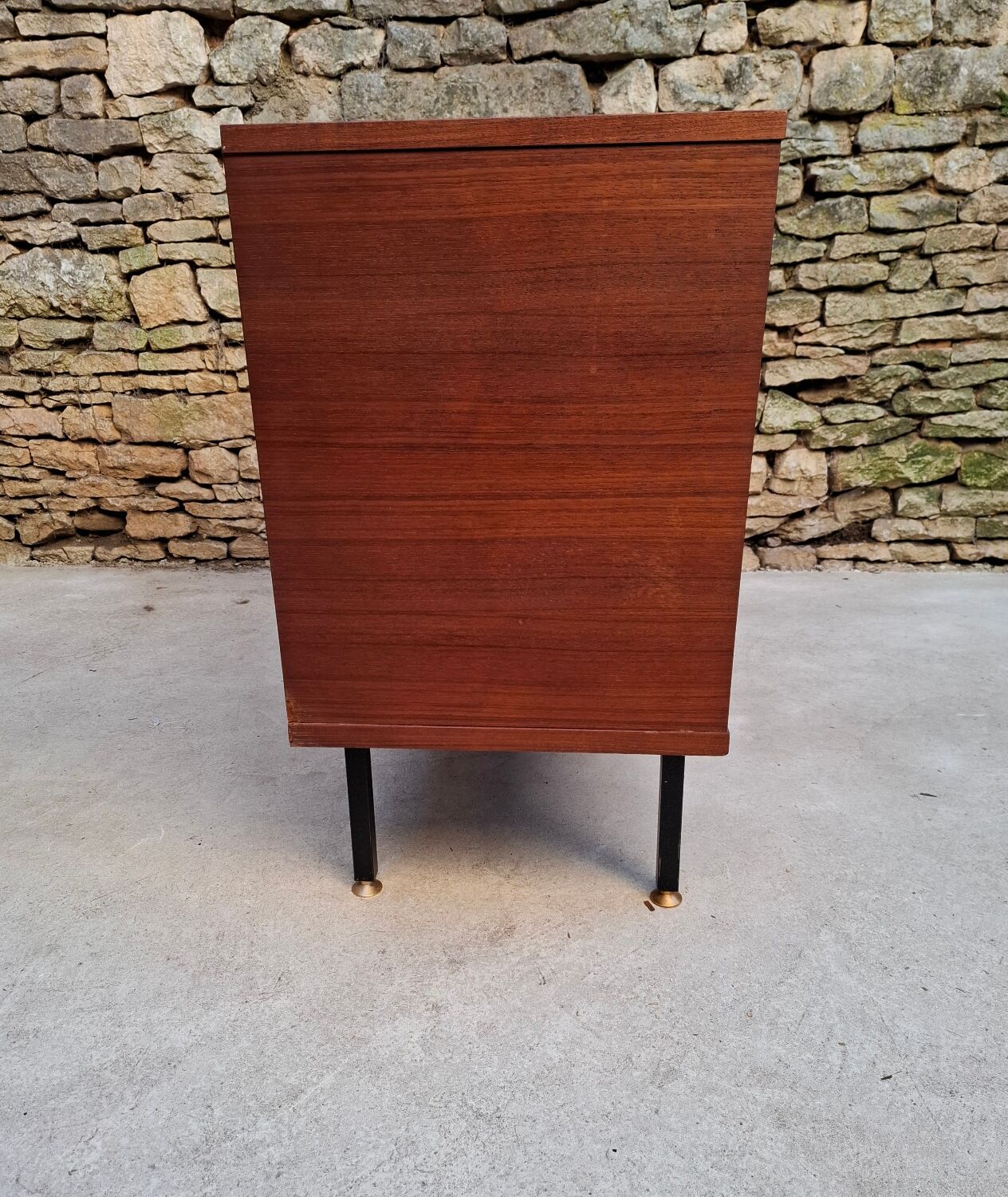 Modernist chest of drawers