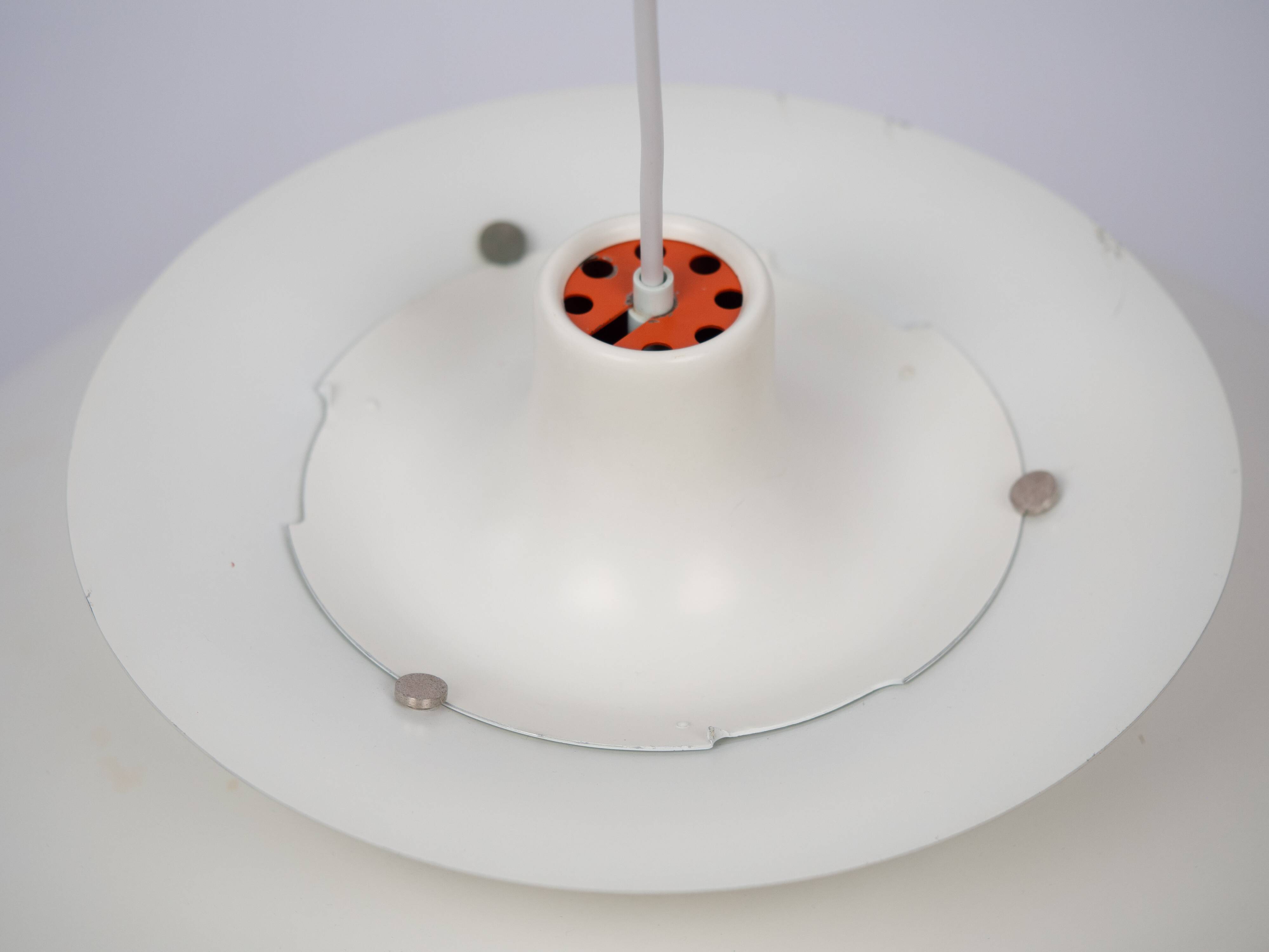 Danish vintage PH 5 pendant lamp by Poul Henningsen, Louis Poulsen, 1958