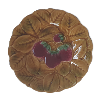 Old slurry plate. Cherry pattern. Made in France;