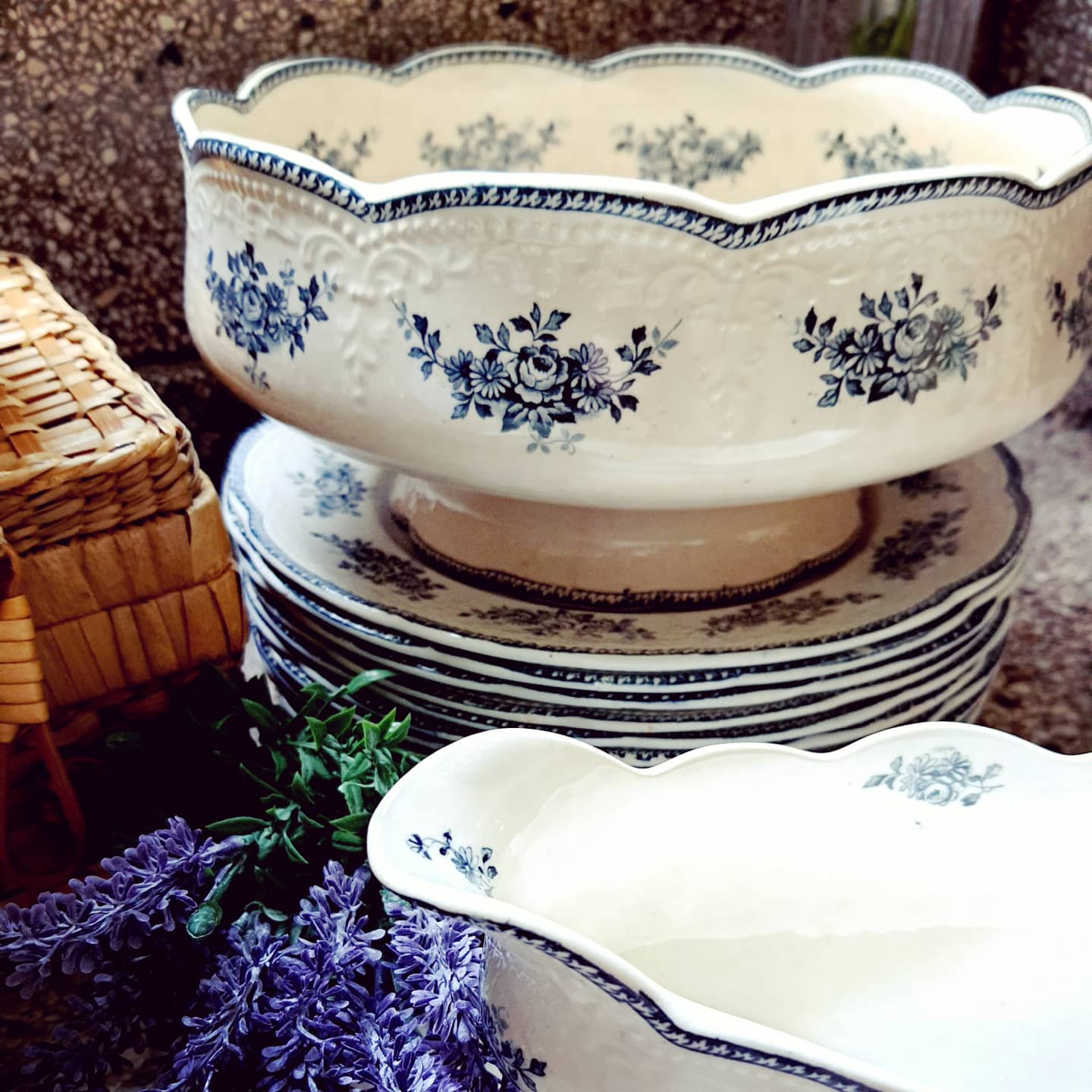 Badonviller model Richelieu hollow dish