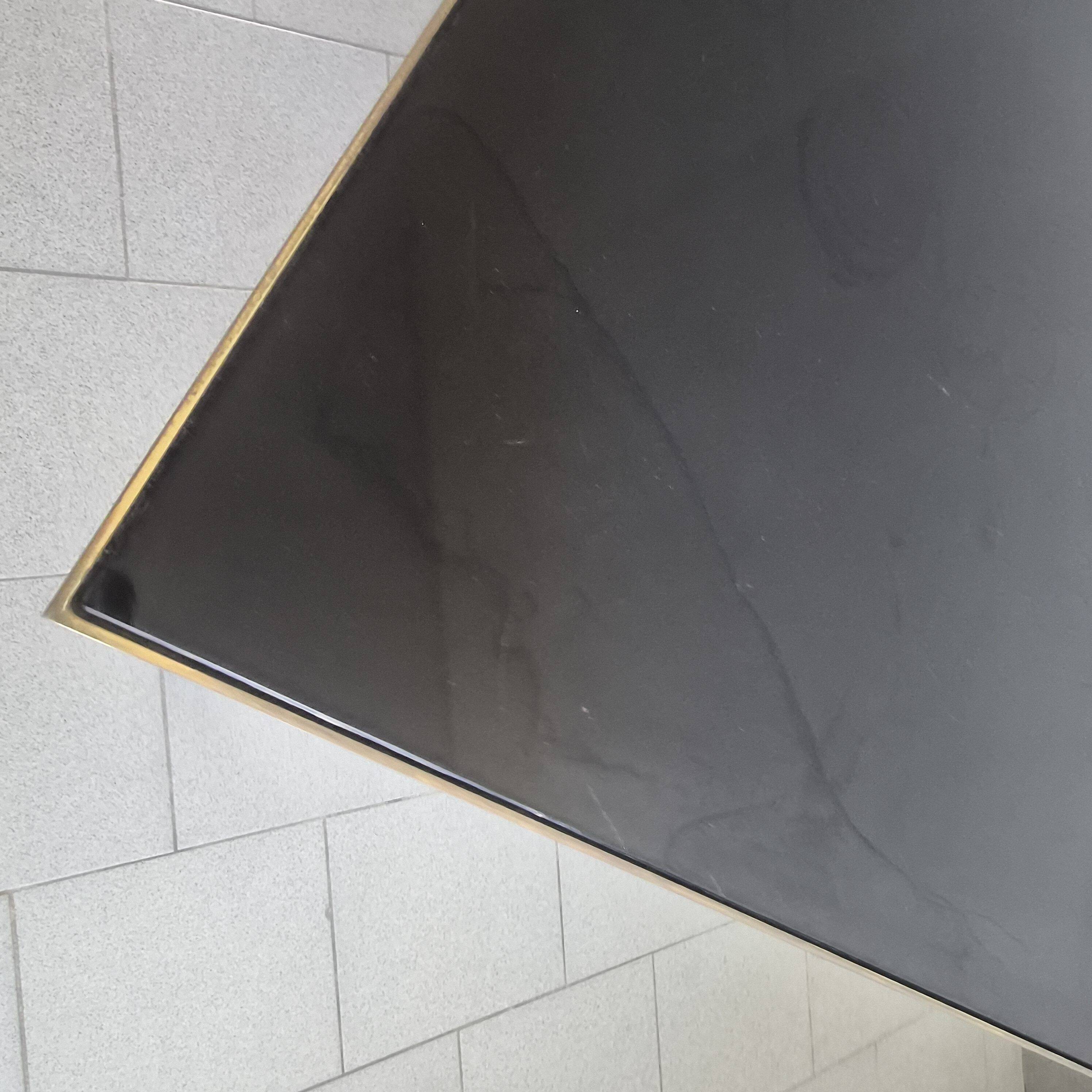 Vintage 1970 coffee table in bronze & glass with goat's foot legs 70s chic