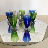 Ensemble de huit verres à liqueur