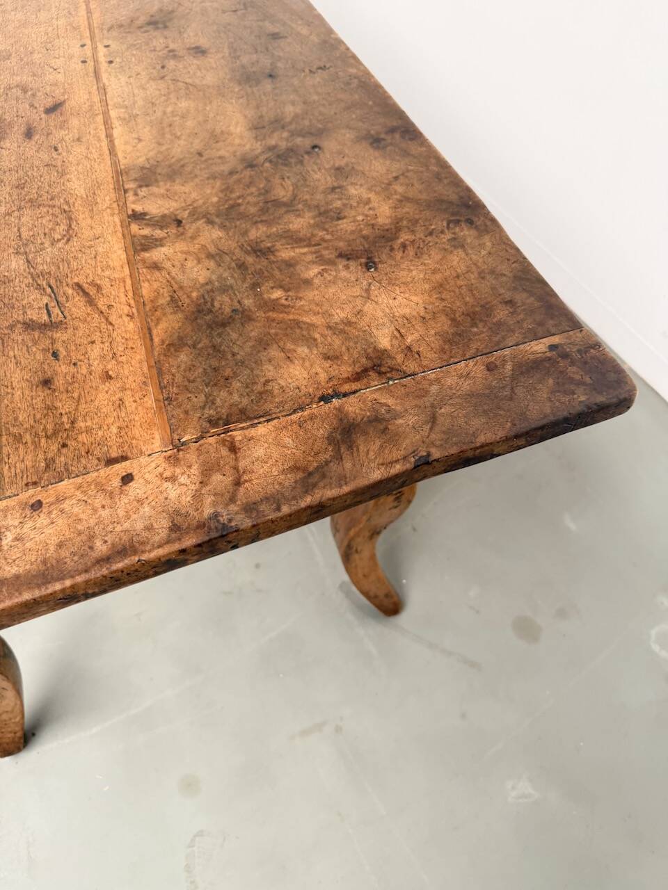 19th century walnut drapery table 2m1