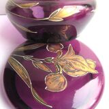 Bonbonnière art nouveau verre violet émaillé Legras iris à l'or fin