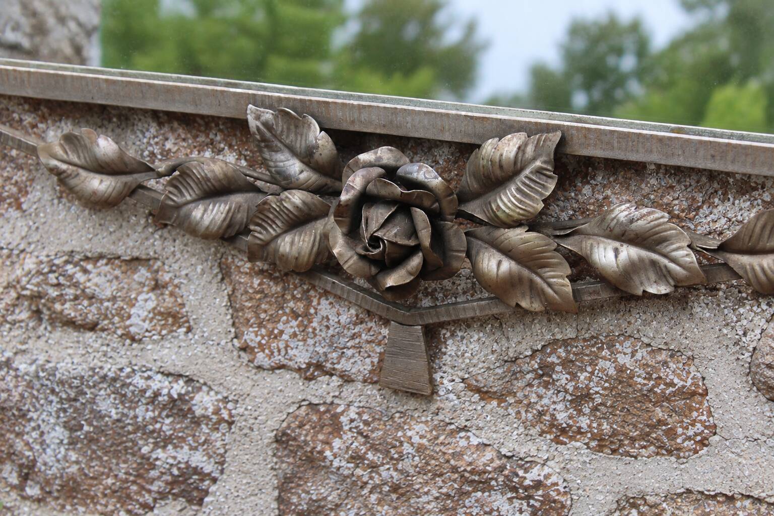 Antique Art Deco metal mirror with rose decoration – vintage wall mirror ann