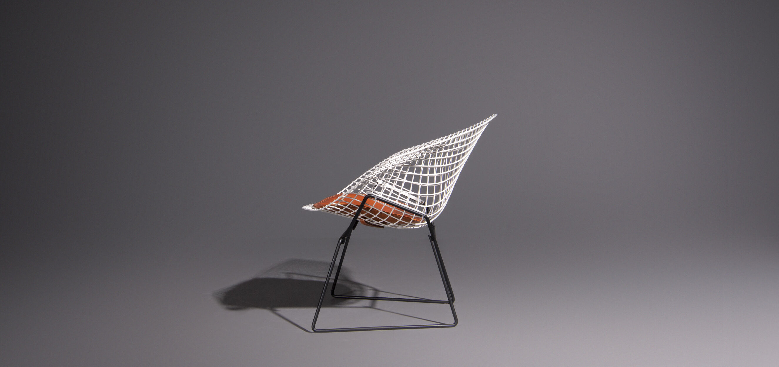 Diamond armchair with ottoman by Harry Bertoia for Knoll International