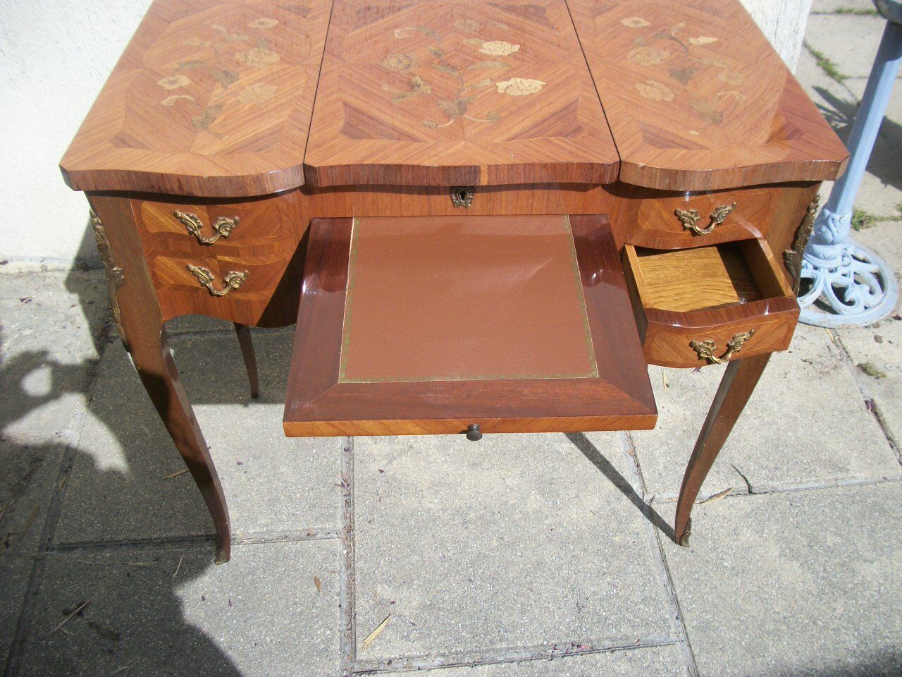 Inlaid and bronze dressing table