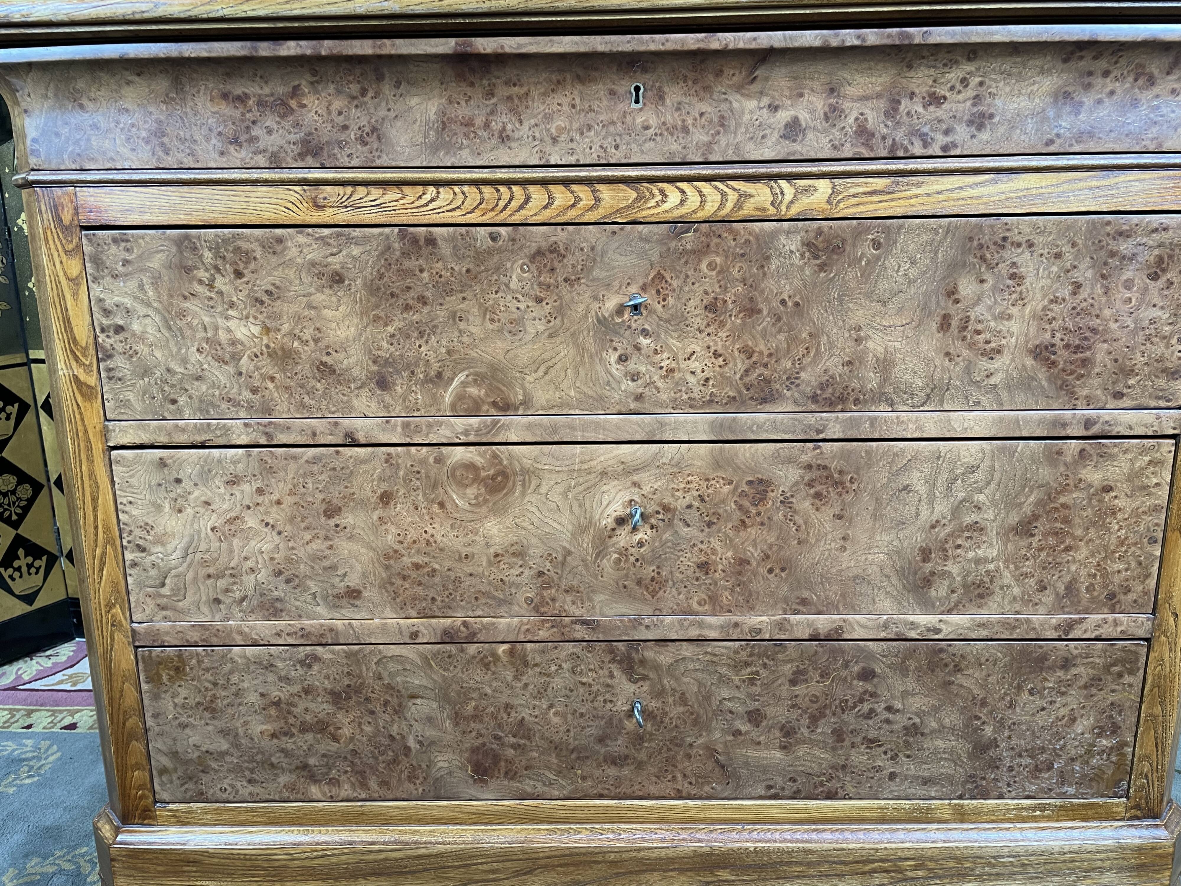 Louis Philippe period dresser in walnut ronce and solid ash