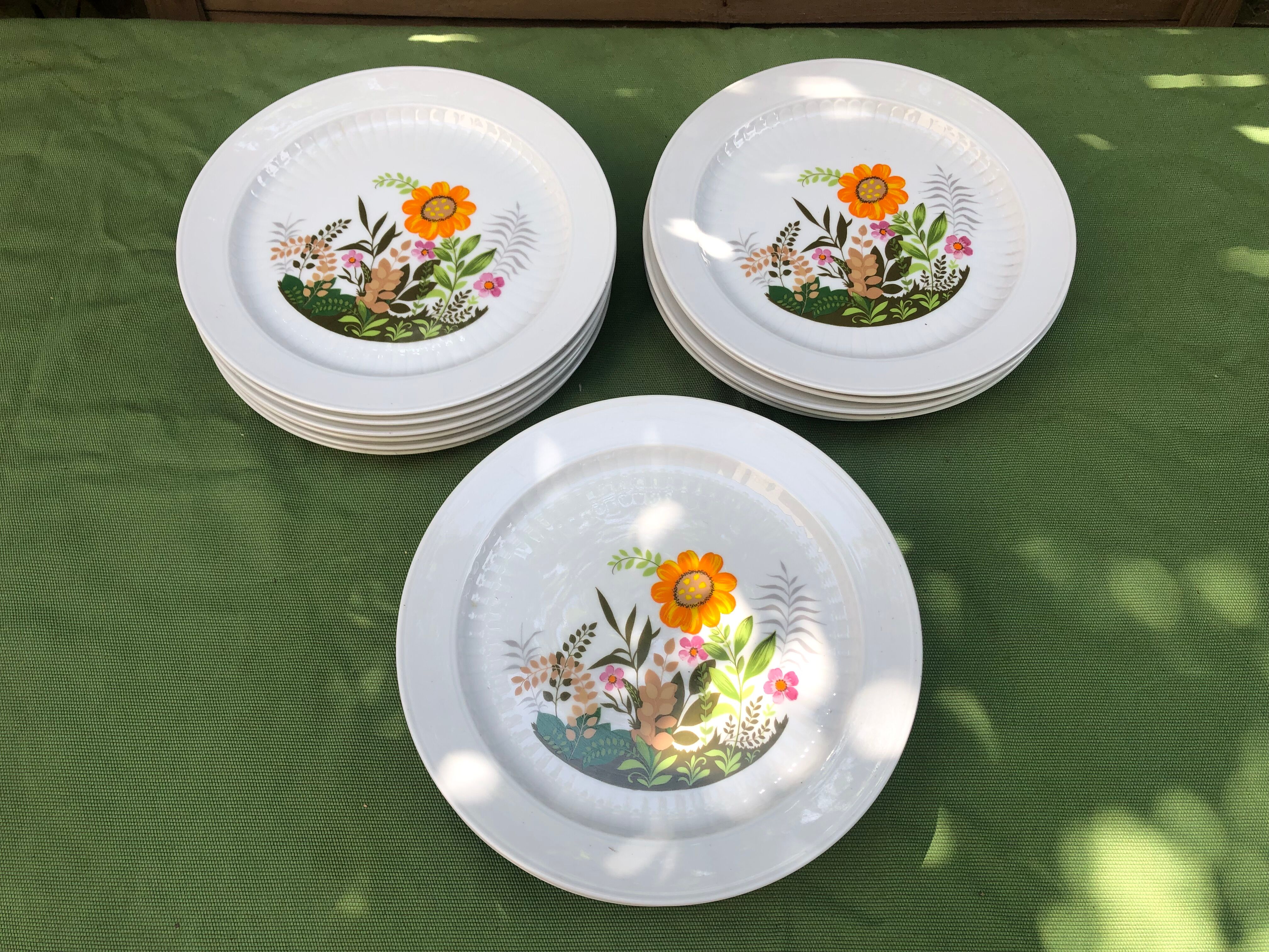 Set of 6 flat porcelain plates Winterling Bavaria