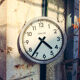 Horloge double face « brillé »