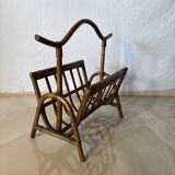 Vintage rattan magazine rack – natural curves and bohemian spirit