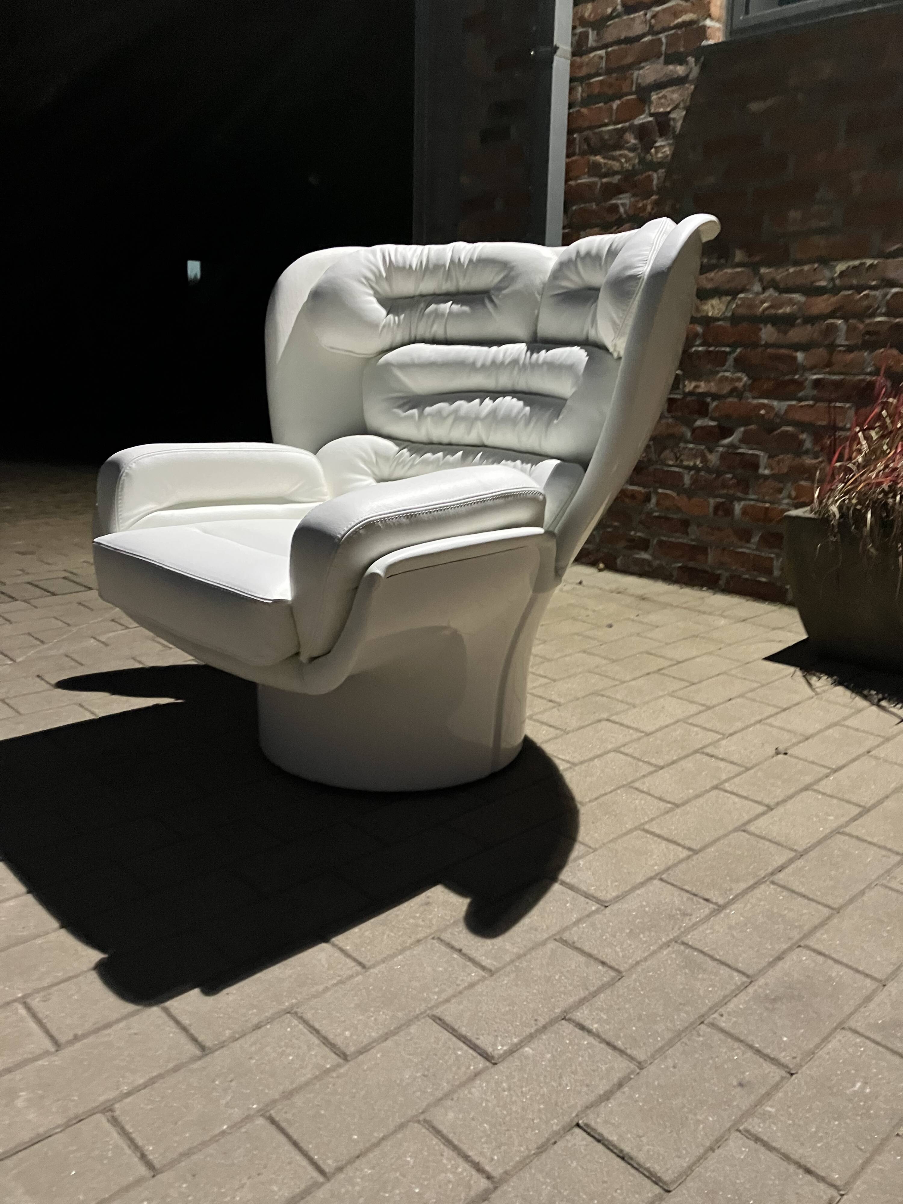 White Elda Joe Colombo chair Longhi, new condition!