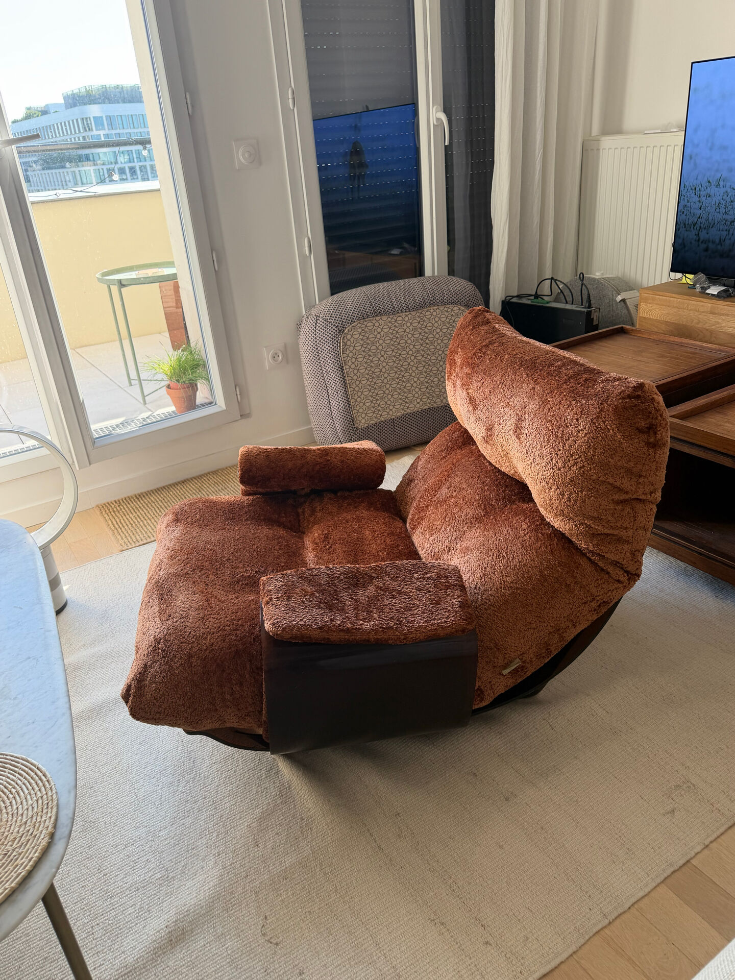 Fauteuil ligne roset Marsala velours cuivre
