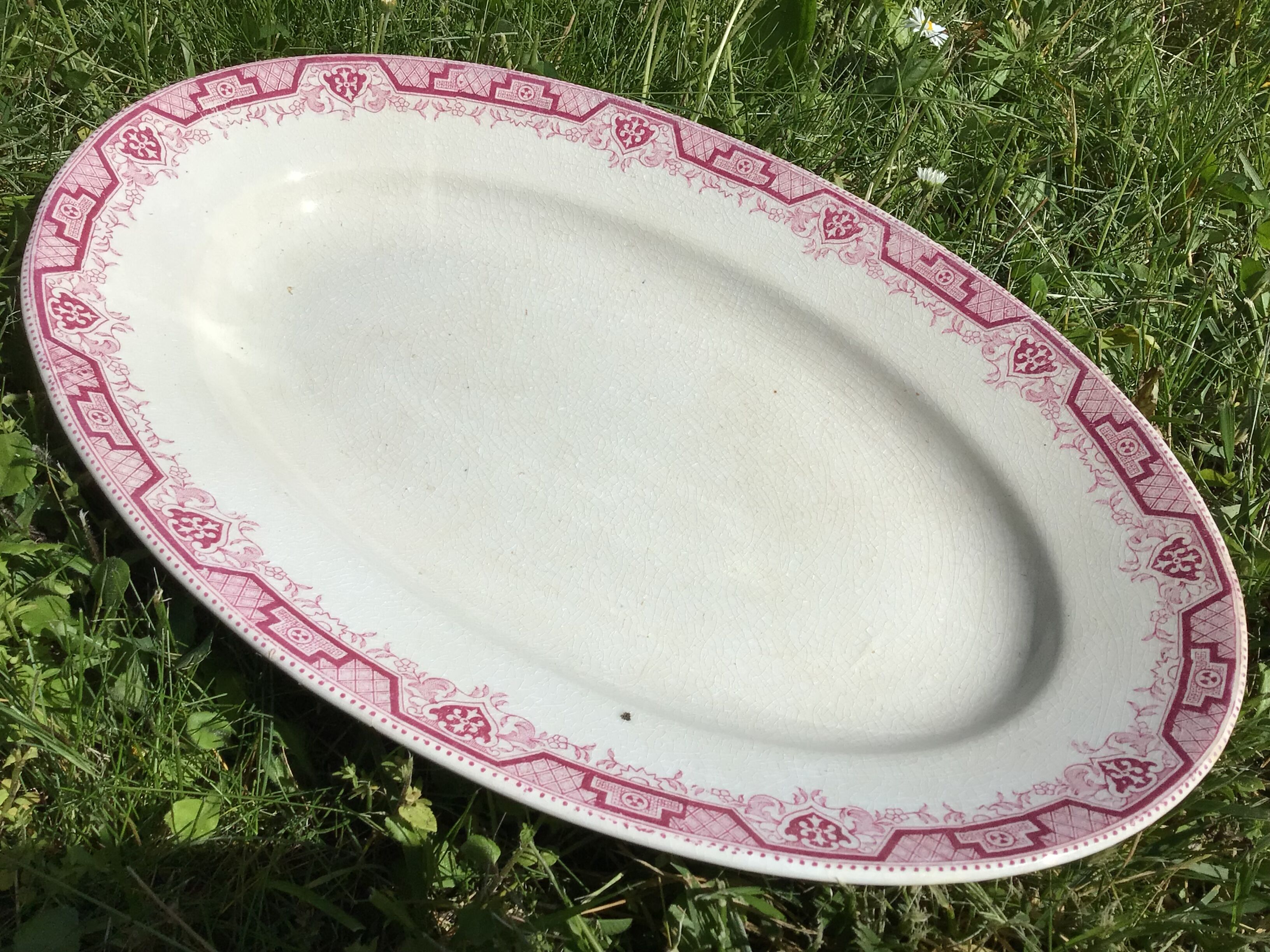 Dish pink iron earth st amand model morocco