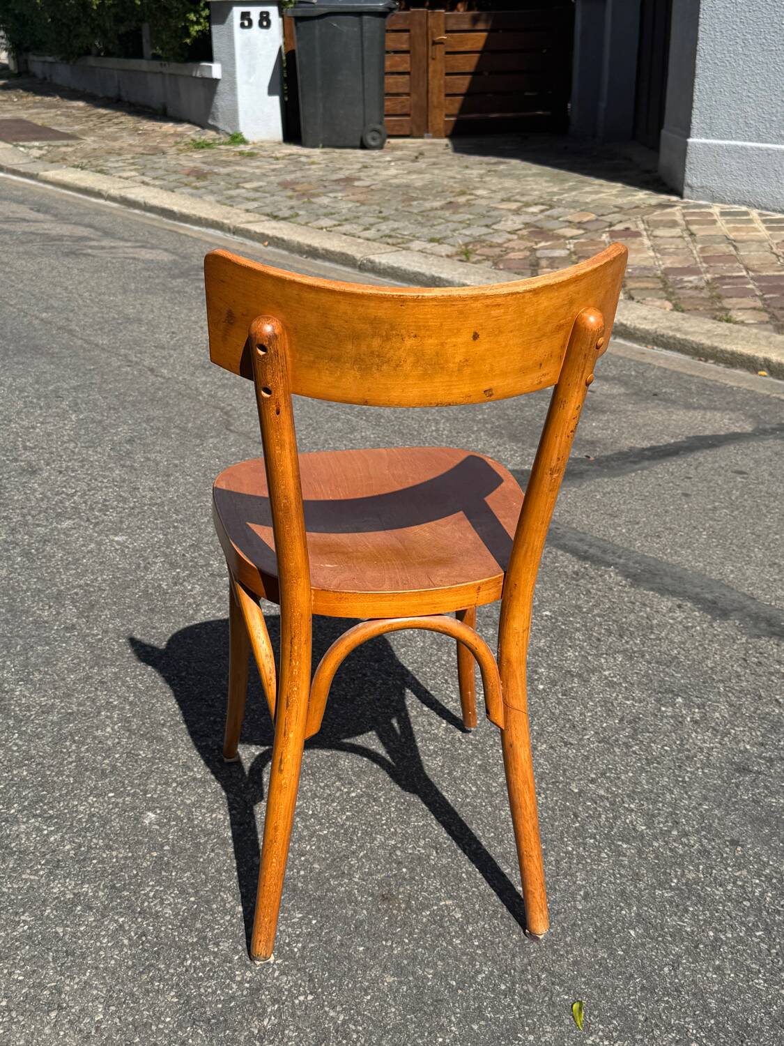 1 Bistro Chair