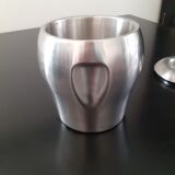 Ice bucket