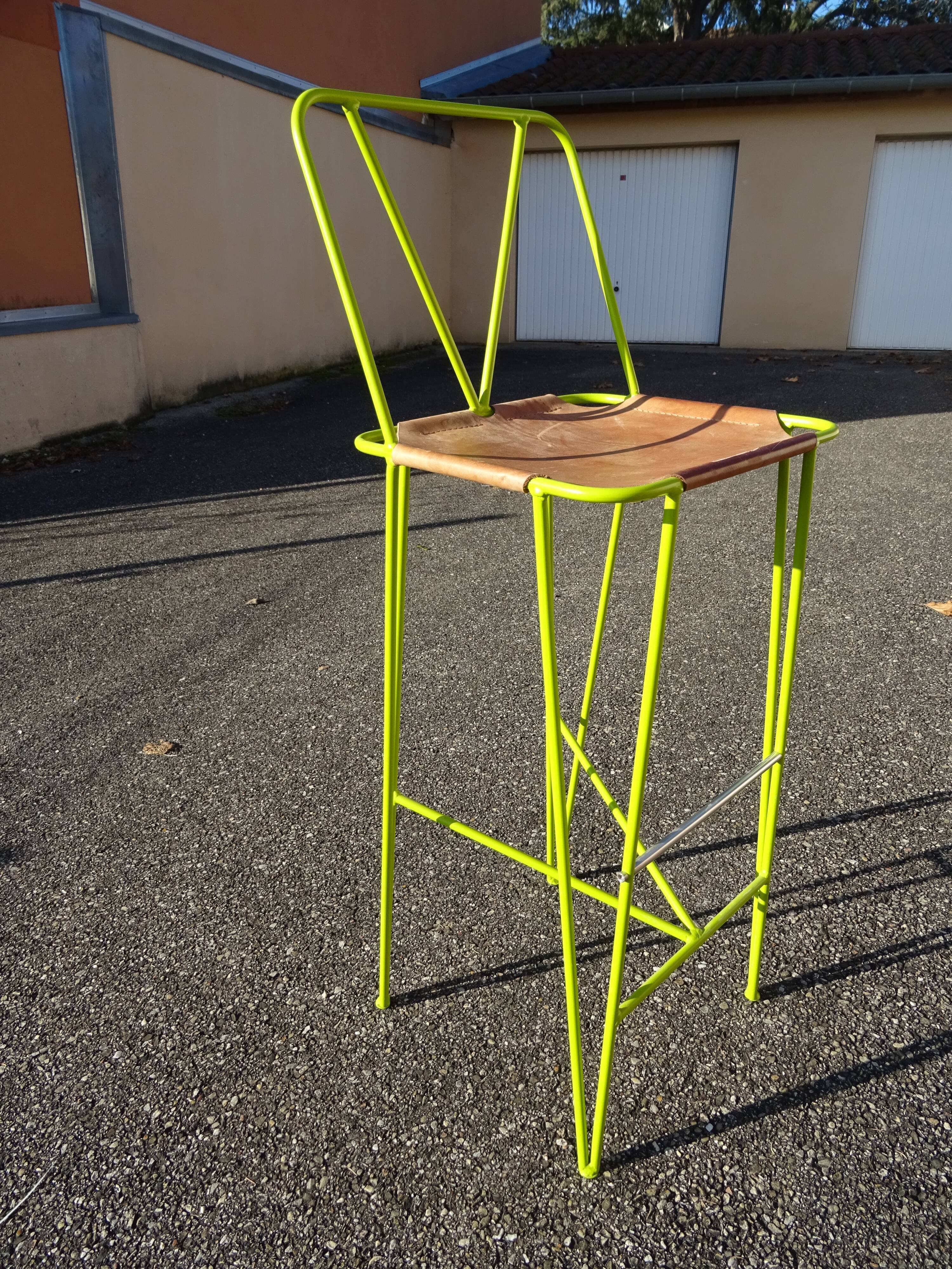 Paire de tabourets hauts tabourets de bar cuir et métal vert acidulé