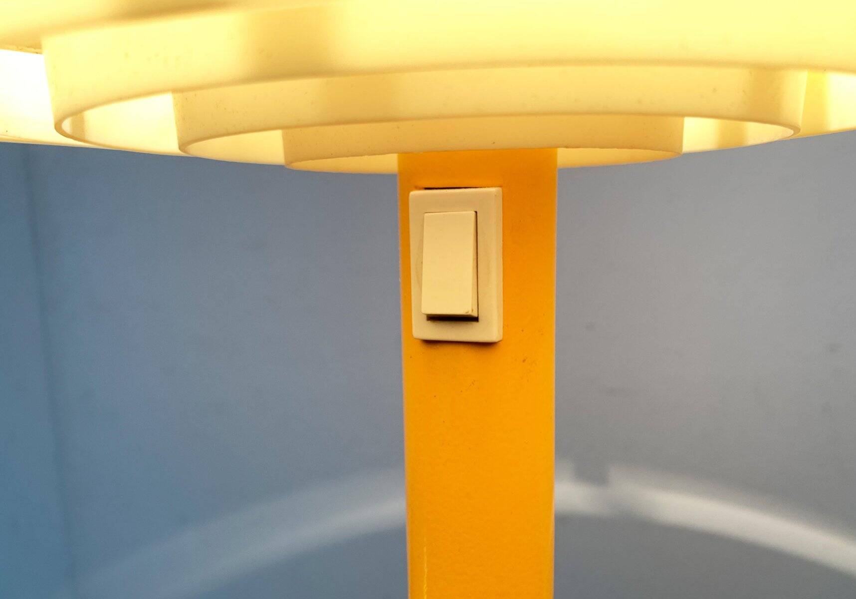 Lampe de table champignon allemande de l'ère spatiale Mid-Century de Kaiser Idell / Kaiser Leuchten, années 1960