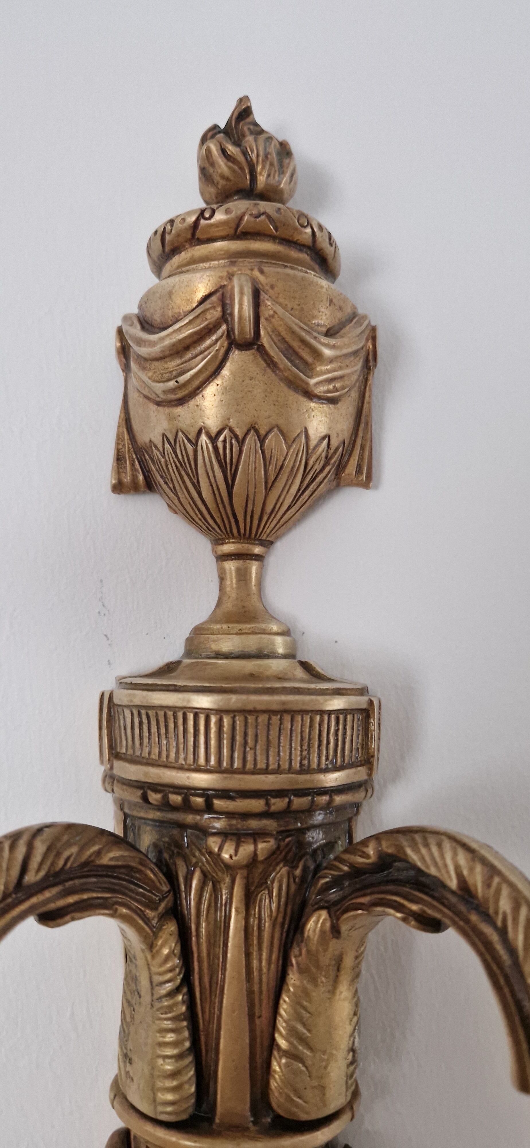 Napoleon III era bronze wall lamp