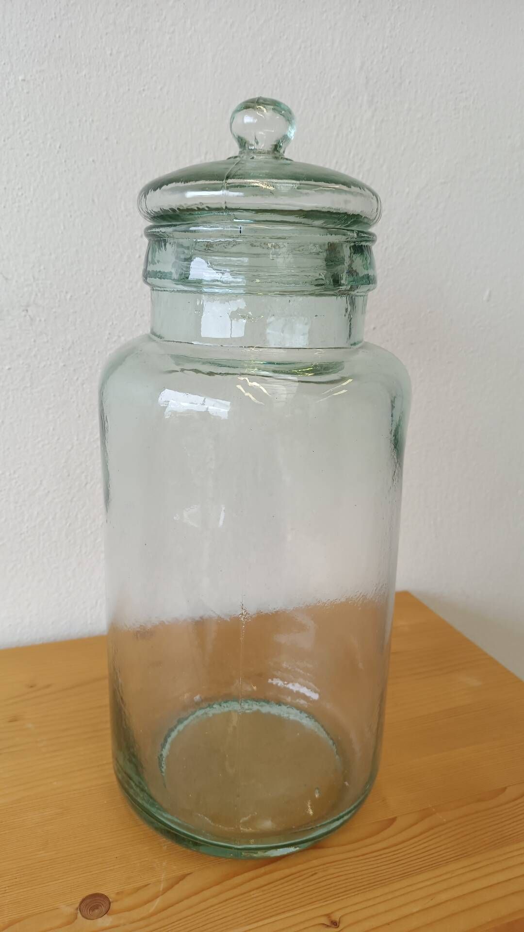 Glass sweet jar
