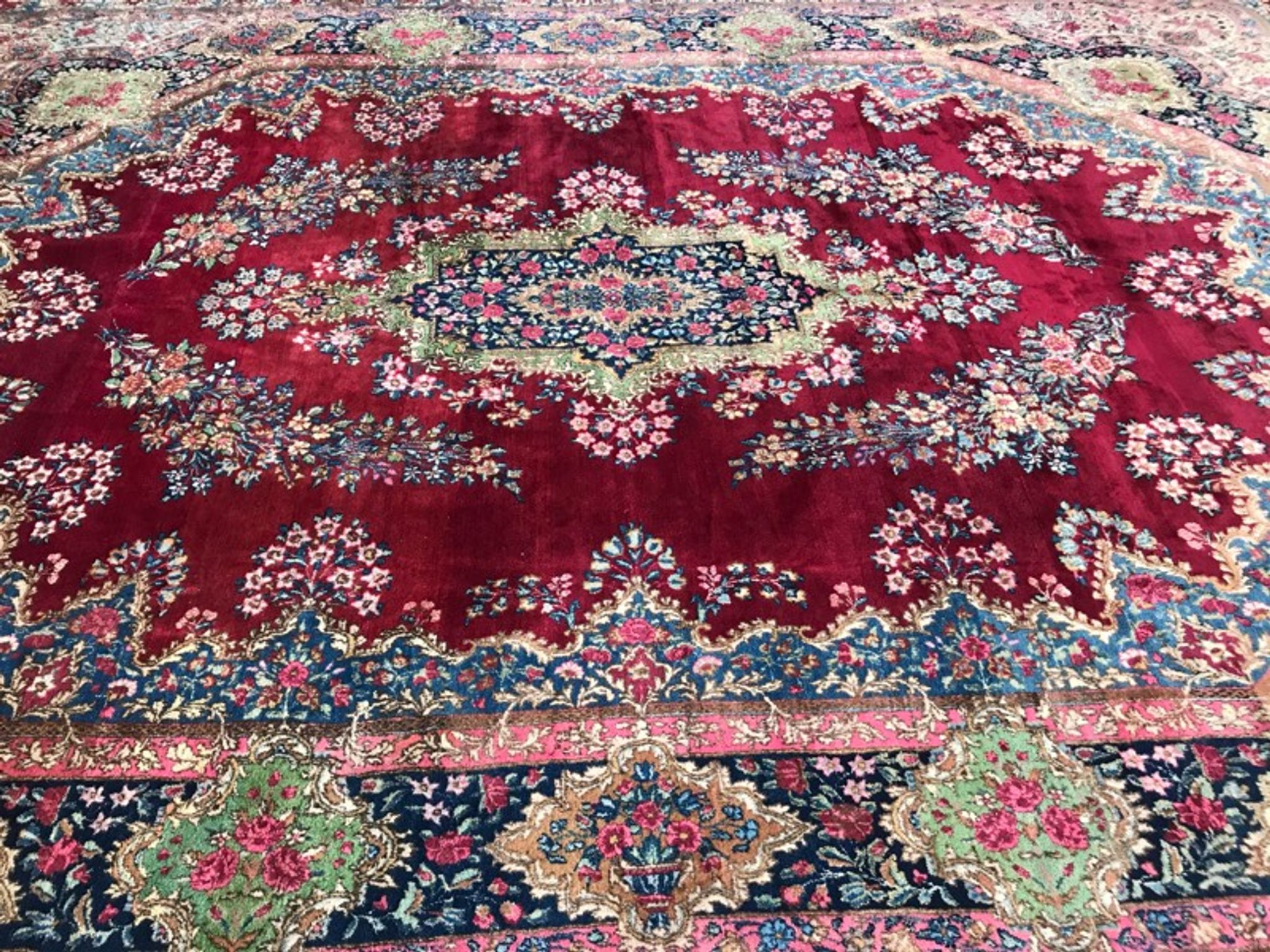 Old carpet Kirman late 270x380 cm