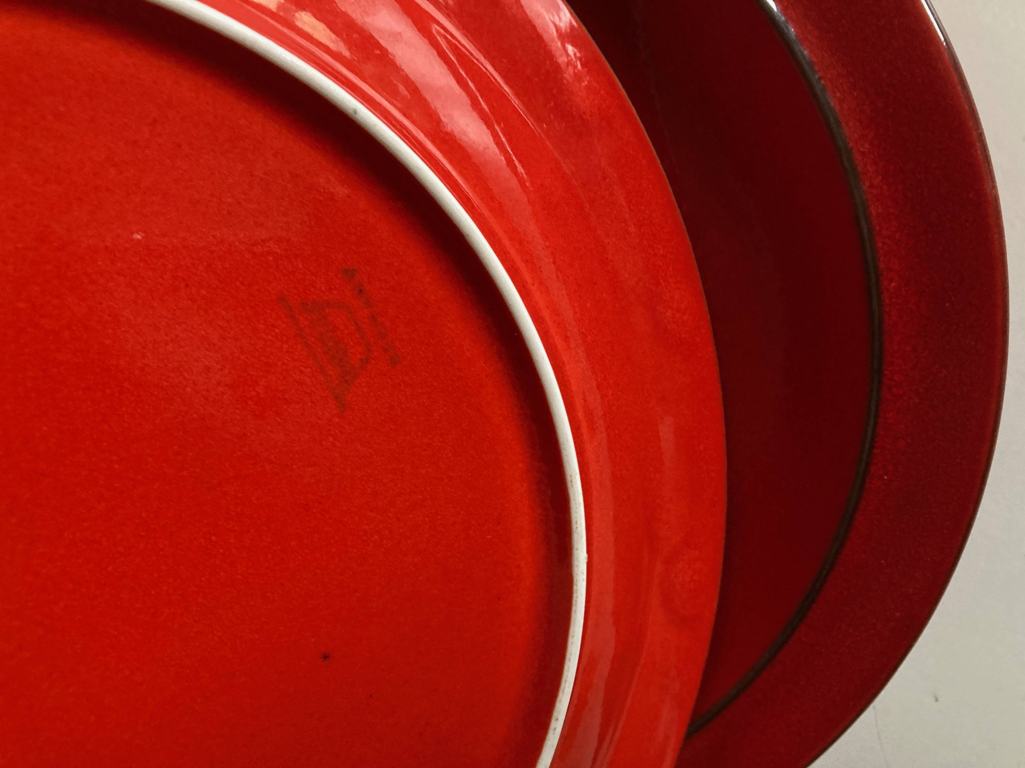 Set of 10 plates 1970 in red stoneware design Hertha Bengtson Thomas Rosenthal Scandinavian