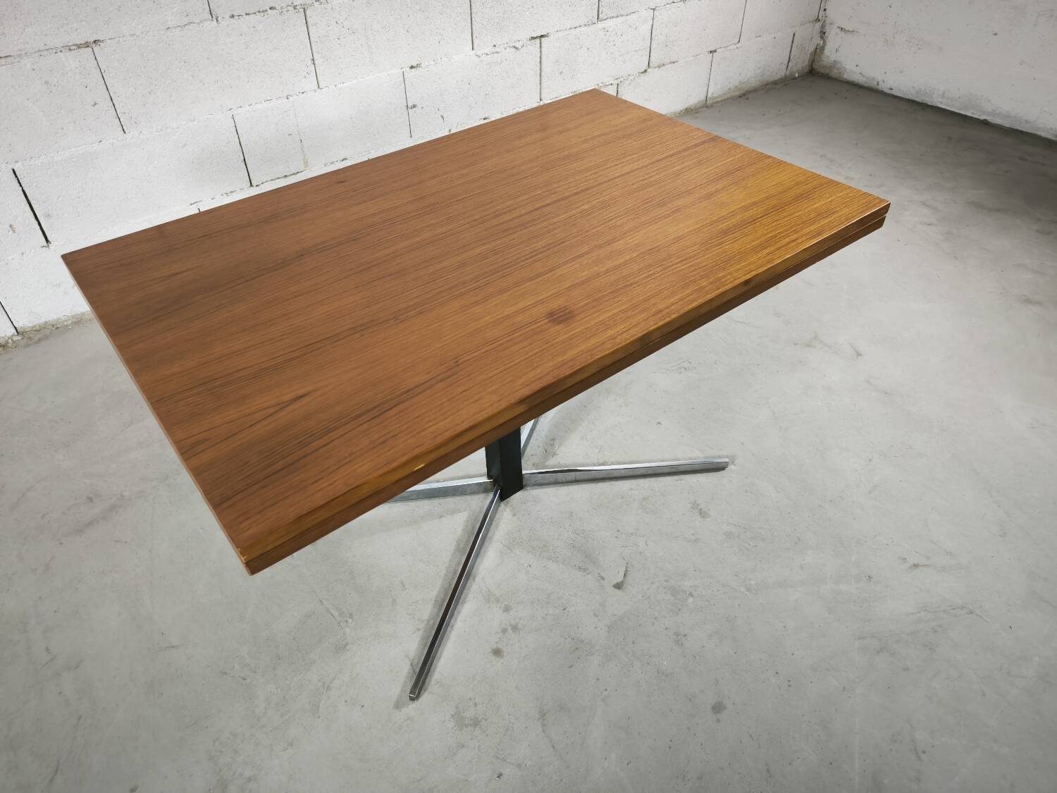 Dining room table JM Thomas Wilhelm Renz