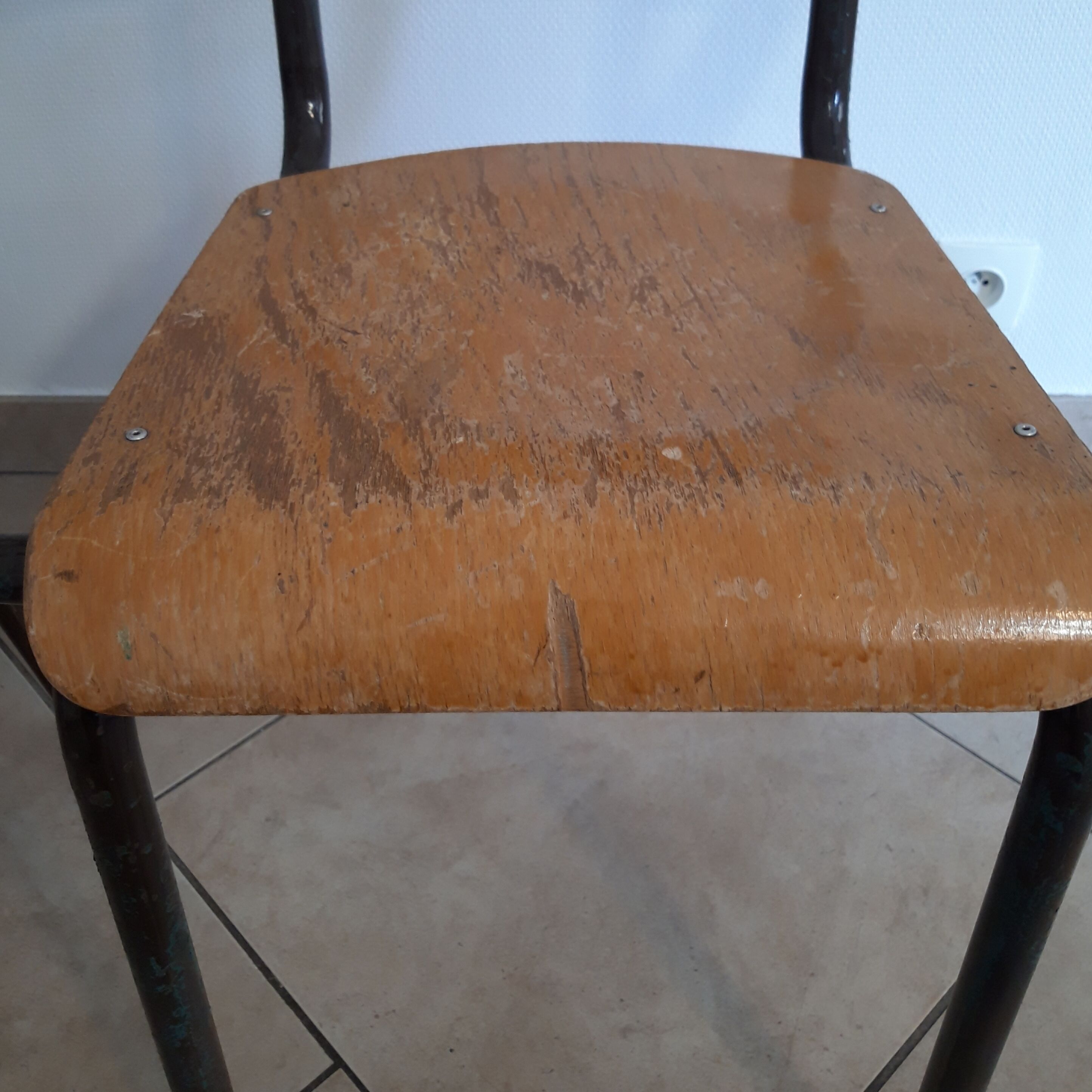 Set of 2 vintage schoolmaster chairs