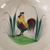 Hollow porcelain dish with rooster pattern