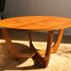 Table basse ronde en tek des années 1960