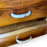 Buffet en noyer Art déco italien, de grande qualité.